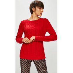 Medicine - Sweter Basic. Czerwone swetry klasyczne damskie MEDICINE, l, z bawełny, z okrągłym kołnierzem. W wyprzedaży za 71,90 zł.