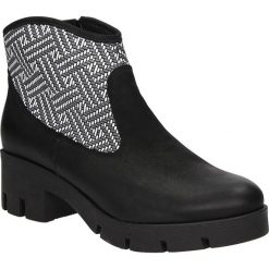 Botki casu 3203. Botki damskie Casu, bez obcasa, bez zapięcia. W wyprzedaży za 119,99 zł.