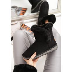 Czarne Śniegowce Crystal Brook. Czarne śniegowce damskie Renee, na co dzień, bez zapięcia. Za 89,99 zł.