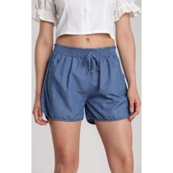 Niebieskie Szorty Koyel. Niebieskie szorty damskie Renee, s, bez wzorów. W wyprzedaży za 49,99 zł.