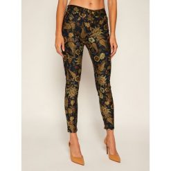 Spodnie materiałowe Desigual Candela 20WWPN19. Spodnie damskie Desigual, z tkaniny. Za 399,00 zł.