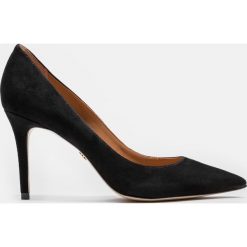 Czarne czółenka damskie. Czarne czółenka peep toe marki Kazar, ze skóry, na wysokim obcasie. Za 469,00 zł.