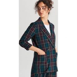 Dłuższa marynarka w kratę - Khaki. Brązowe marynarki damskie Cropp, s, bez wzorów. Za 139,99 zł.