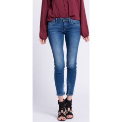 Pepe Jeans - Jeansy Cher. Niebieskie jeansy damskie Pepe Jeans, z obniżonym stanem. W wyprzedaży za 239,90 zł.
