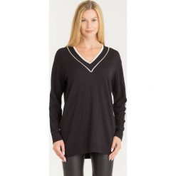 SWETER MY TWIN TWINSET. Czarne swetry damskie Twinset, s, z aplikacjami, z materiału, bez rękawów, bez kaptura. Za 569,00 zł.