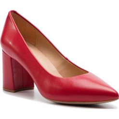 Półbuty UNISA - Kaste Na Passion Napa Silk. Czerwone półbuty damskie Unisa, bez wzorów, ze skóry, eleganckie, bez obcasa, na obcasie, bez zapięcia. Za 389,00 zł.