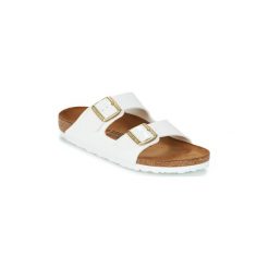 Klapki Birkenstock ARIZONA. Białe klapki damskie marki Birkenstock, bez wzorów, bez obcasa. Za 345,12 zł.