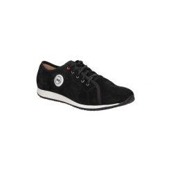 Buty Casu PÓŁBUTY 896/12. Czarne trampki męskie Casu, bez wzorów, bez zapięcia. Za 119,99 zł.