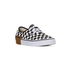 Buty Vans AUTHENTIC GUM. Białe trampki i tenisówki damskie marki Vans, bez wzorów, bez zapięcia. Za 233,22 zł.