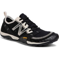 Buty NEW BALANCE - MT10BM Czarny. Czarne buty sportowe męskie New Balance, ze skóry ekologicznej, bez zapięcia, do biegania. W wyprzedaży za 359,00 zł.