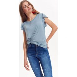 T-shirt damski z ozdobnym rękawem. Niebieskie t-shirty damskie TROLL, s, z dzianiny. W wyprzedaży za 19,99 zł.