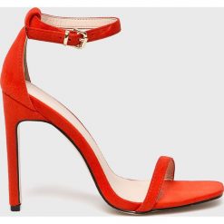 Public Desire - Szpilki VINO. Szare szpilki marki Public Desire, z materiału. Za 149,90 zł.