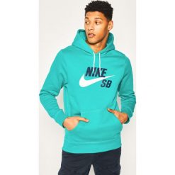 Bluza NIKE Sb Icon Po Essential AJ9733. Czarne bluzy męskie Nike, m, bez wzorów, z bawełny, bez kołnierzyka, bez rękawów, bez kaptura. W wyprzedaży za 199,00 zł.