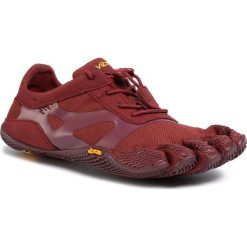 Buty VIBRAM FIVEFINGERS - Kso Evo 19W0702 Burgundy/Burgundy. Czerwone buty sportowe damskie Vibram Fivefingers, bez wzorów, z tworzywa sztucznego, sportowe, na fitness i siłownię, vibram fivefingers. W wyprzedaży za 409,00 zł.