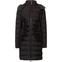 Desigual Ladies Padded Mandala Negro 19WWEW86 2000 (rozmiar 38). Kurtki damskie Desigual, bez wzorów, długie. W wyprzedaży za 664,00 zł.