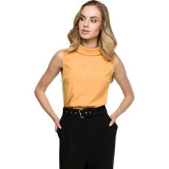 Bluzka bez rękawów z wywijaną stójką - żółta. Żółte bluzki damskie Style, s, bez wzorów, z elastanu, ze stójką, bez rękawów. Za 119,00 zł.