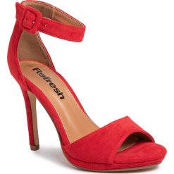 Sandały REFRESH - 69541 Rojo. Czerwone klapki damskie Refresh, bez wzorów, ze skóry ekologicznej, bez obcasa, na obcasie. Za 169,00 zł.