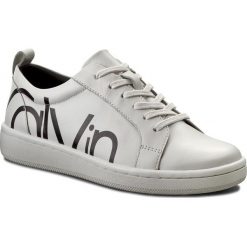 Sneakersy CALVIN KLEIN - Danya E4835 White/Black. Białe półbuty damskie Calvin Klein, na co dzień, bez wzorów, ze skóry ekologicznej, bez obcasa, na płaskiej podeszwie, bez zapięcia. W wyprzedaży za 349,00 zł.