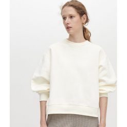 Bluza z bawełny organicznej -. Bluzy damskie Reserved, xs, bez wzorów, z bawełny, bez rękawów, bez kaptura. Za 139,99 zł.