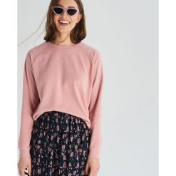 Gładka bluza basic - Różowy. Różowe bluzy damskie marki Sinsay, s, bez wzorów, bez rękawów, bez kaptura. Za 29,99 zł.