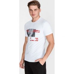 Antony Morato Koszulka Biały. Białe podkoszulki męskie Antony Morato, xl, z nadrukiem, z elastanu, bez kołnierzyka, z krótkim rękawem, krótkie. Za 154,95 zł.