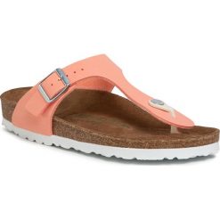 Japonki BIRKENSTOCK - Gizeh Bs 1018155 Brushed Flamingo. Różowe klapki damskie Birkenstock, bez wzorów, ze skóry ekologicznej, bez obcasa. Za 289,00 zł.