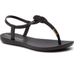 Sandały IPANEMA - Class Glam II Fem 26207 Black/Black 20780. Czarne klapki damskie marki Ipanema, bez wzorów, z tworzywa sztucznego, bez obcasa. Za 89,99 zł.