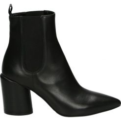 Botki - 8960 VIT NERO. Czarne botki damskie skórzane Venezia. Za 549,00 zł.