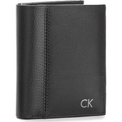 Portfele męskie: Duży Portfel Męski CALVIN KLEIN BLACK LABEL – Nathan Ns 8Cc+Coin+P K50K503357 001
