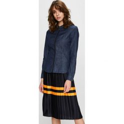 G-Star Raw - Koszula. Niebieskie bluzki damskie G-Star RAW, na co dzień, s, bez wzorów, z elastanu, retro, bez kołnierzyka, z długim rękawem. W wyprzedaży za 239,90 zł.