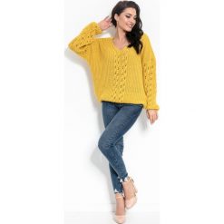 Sweter w serek ażurowy - Ceylonyellow, l/xl. Swetry damskie e-margeritka.pl, na wiosnę, xl, bez wzorów, ze splotem, eleganckie, z długim rękawem, długie, bez kaptura. Za 129,99 zł.