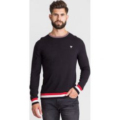 SWETER BART LOGO Guess. Czarne swetry męskie Guess, s, w paski, z tkaniny, z okrągłym kołnierzem, bez kaptura. Za 319,00 zł.