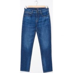 Jeansy regular fit - Granatowy. Niebieskie jeansy męskie House, bez wzorów. Za 129,99 zł.