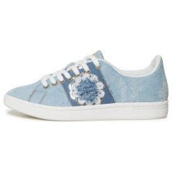 Desigual tenisówki damskie Shoes Cosmic 38 jasnoniebieskie. Niebieskie trampki i tenisówki damskie Desigual, bez wzorów, z jeansu, bez zapięcia. W wyprzedaży za 219,00 zł.