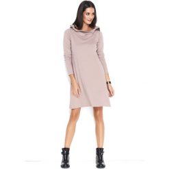 Cappuccino Dzianinowa Sukienka Trapezowa z Kapturem. Szare sukienki damskie Molly.pl, na spacer, s, z aplikacjami, z dzianiny, eleganckie, z kapturem, z krótkim rękawem, krótkie, mini, sportowe. Za 148,90 zł.