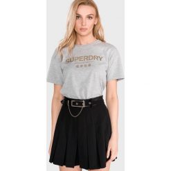 SuperDry Koszulka Szary. Szare koszulki damskie Superdry, l, z haftami, z bawełny, bez kołnierzyka. Za 154,95 zł.