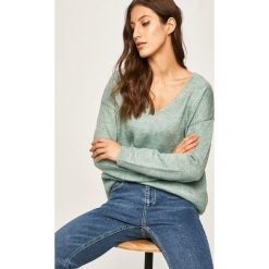 Answear - Sweter. Zielone swetry damskie ANSWEAR, s, bez wzorów, z bawełny, bez rękawów, bez kaptura. W wyprzedaży za 89,90 zł.