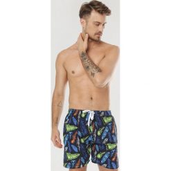 Granatowe Szorty Aroasa. Niebieskie spodenki i szorty męskie Born2be, xl, bez wzorów. W wyprzedaży za 24,99 zł.