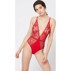 Etam - Body Spell. Czerwone body damskie Etam, s, bez wzorów, z elastanu. Za 179,90 zł.