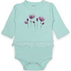 Body w kolorze turkusowym. Niebieskie body niemowlęce Daisy, z nadrukiem, z bawełny. W wyprzedaży za 35,95 zł.