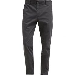 Chinosy męskie: DOCKERS INSIGNIA Chinosy steelhead