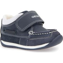 Sneakersy "Each" w kolorze granatowym. Niebieskie trampki chłopięce marki geox kids, z gumy. W wyprzedaży za 132,95 zł.