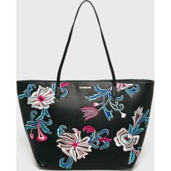Desigual - Torebka. Niebieskie torebki klasyczne damskie Desigual, z haftami, ze skóry ekologicznej, casualowe, na ramię, duże, z haftem. Za 349,90 zł.