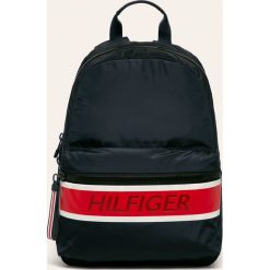 Tommy Hilfiger - Plecak. Czarne plecaki męskie TOMMY HILFIGER, z nadrukiem, z poliesteru. W wyprzedaży za 299,90 zł.