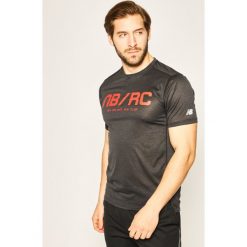 Koszulka techniczna New Balance Printed Impact Run MT01235. Czarne koszulki męskie New Balance, s, bez wzorów, z poliesteru, sportowe, polo, bez rękawów. W wyprzedaży za 129,00 zł.