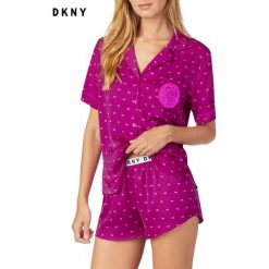 Piżama damska DKNY 12919409. Czerwone piżamy damskie DKNY New York, bez wzorów, bez rękawów. Za 420,00 zł.
