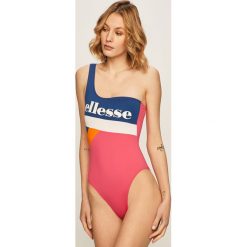 Ellesse - Strój kąpielowy. Czarne stroje kąpielowe damskie Ellesse, z nadrukiem, z elastanu. W wyprzedaży za 139,90 zł.