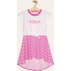 Guess Jeans - Sukienka dziecięca 118-175 cm. Różowe sukienki dziewczęce Guess Jeans, z aplikacjami, z elastanu, z krótkim rękawem, krótkie, mini, rozkloszowane. W wyprzedaży za 99,90 zł.