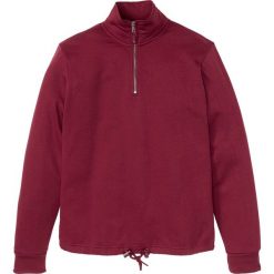 Bluza ze specjalnym krojem na wys. brzucha bonprix czerwony klonowy. Czerwone bluzy męskie bonprix, s, bez wzorów, bez kołnierzyka, bez rękawów, bez kaptura. Za 54,99 zł.