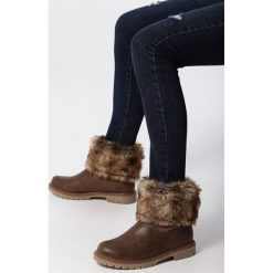 Khaki Botki Ashcreek. Brązowe botki damskie Born2be, na zimę, z okrągłym noskiem, za kostkę, bez obcasa, na obcasie, bez zapięcia. Za 109,99 zł.